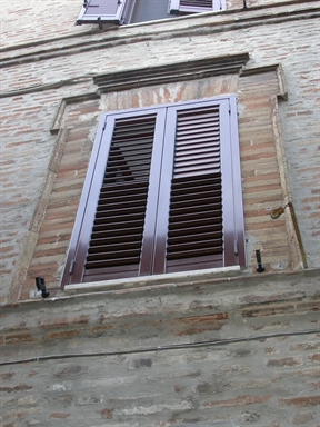 Palazzetto in Via Emidio Consorti